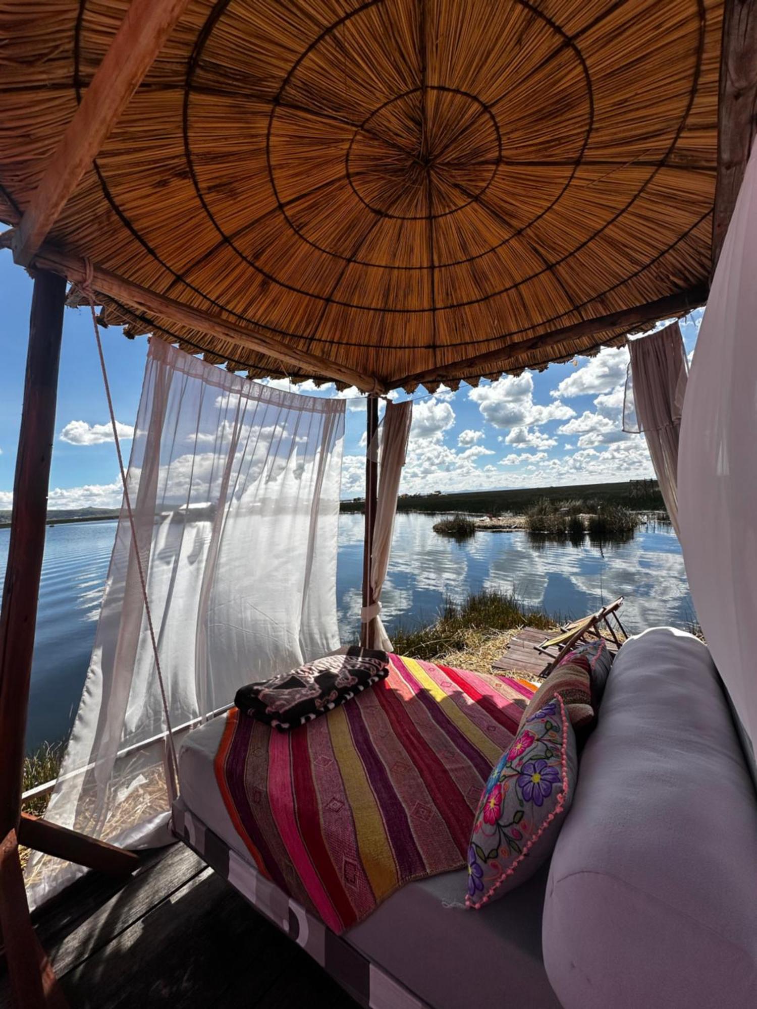 Uros Waliski Lodge Пуно Екстер'єр фото