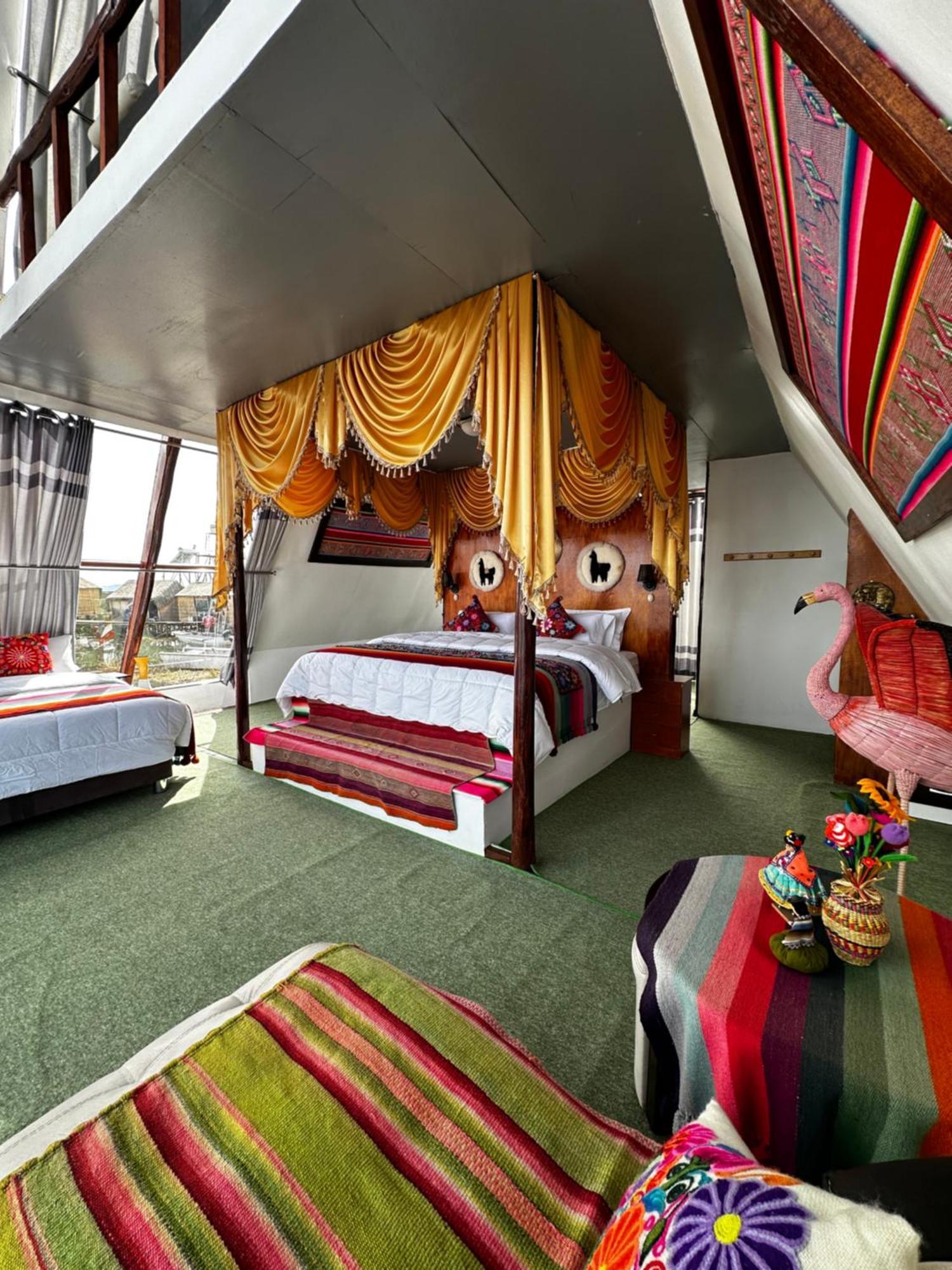 Uros Waliski Lodge Пуно Екстер'єр фото