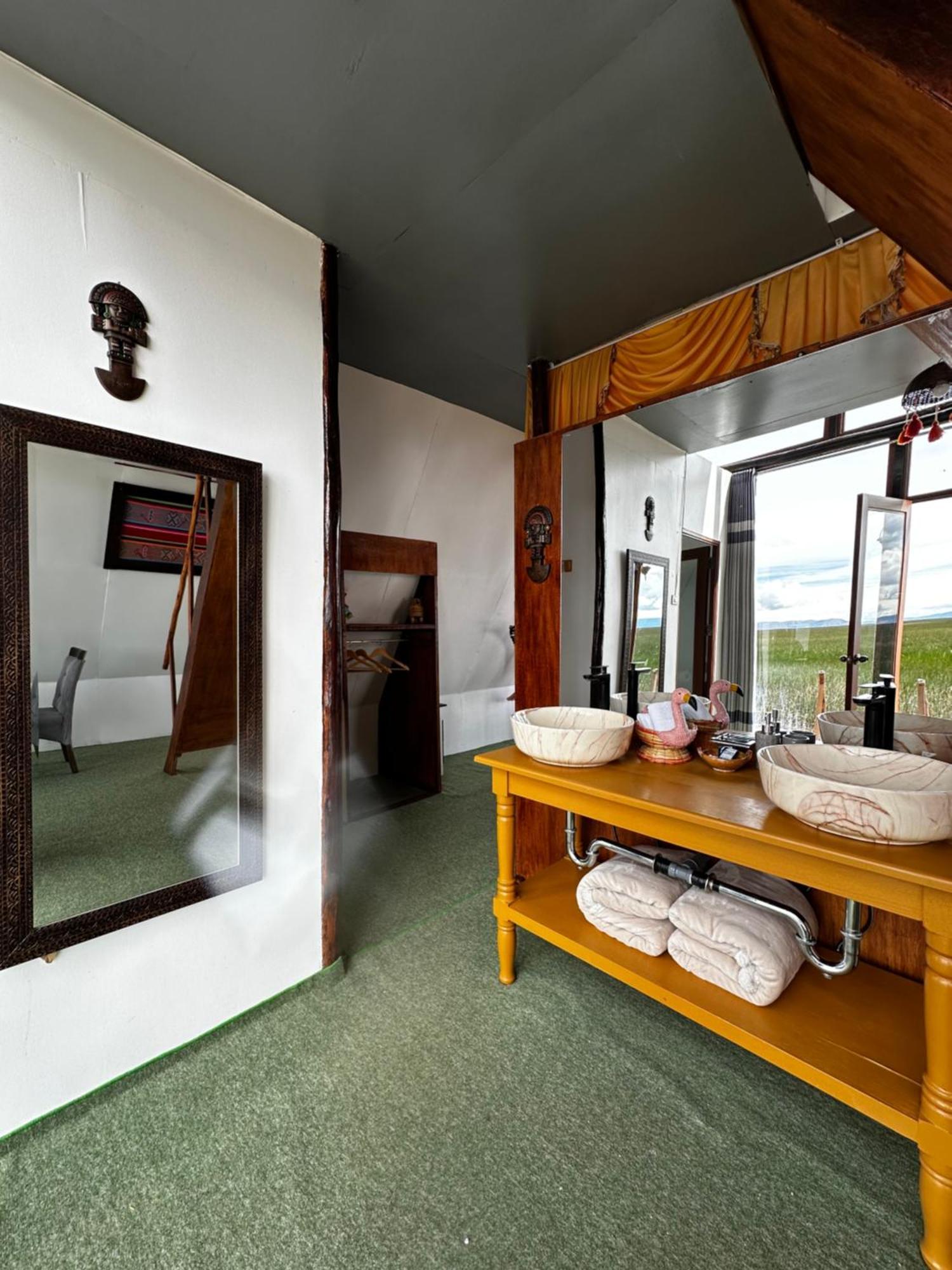 Uros Waliski Lodge Пуно Екстер'єр фото